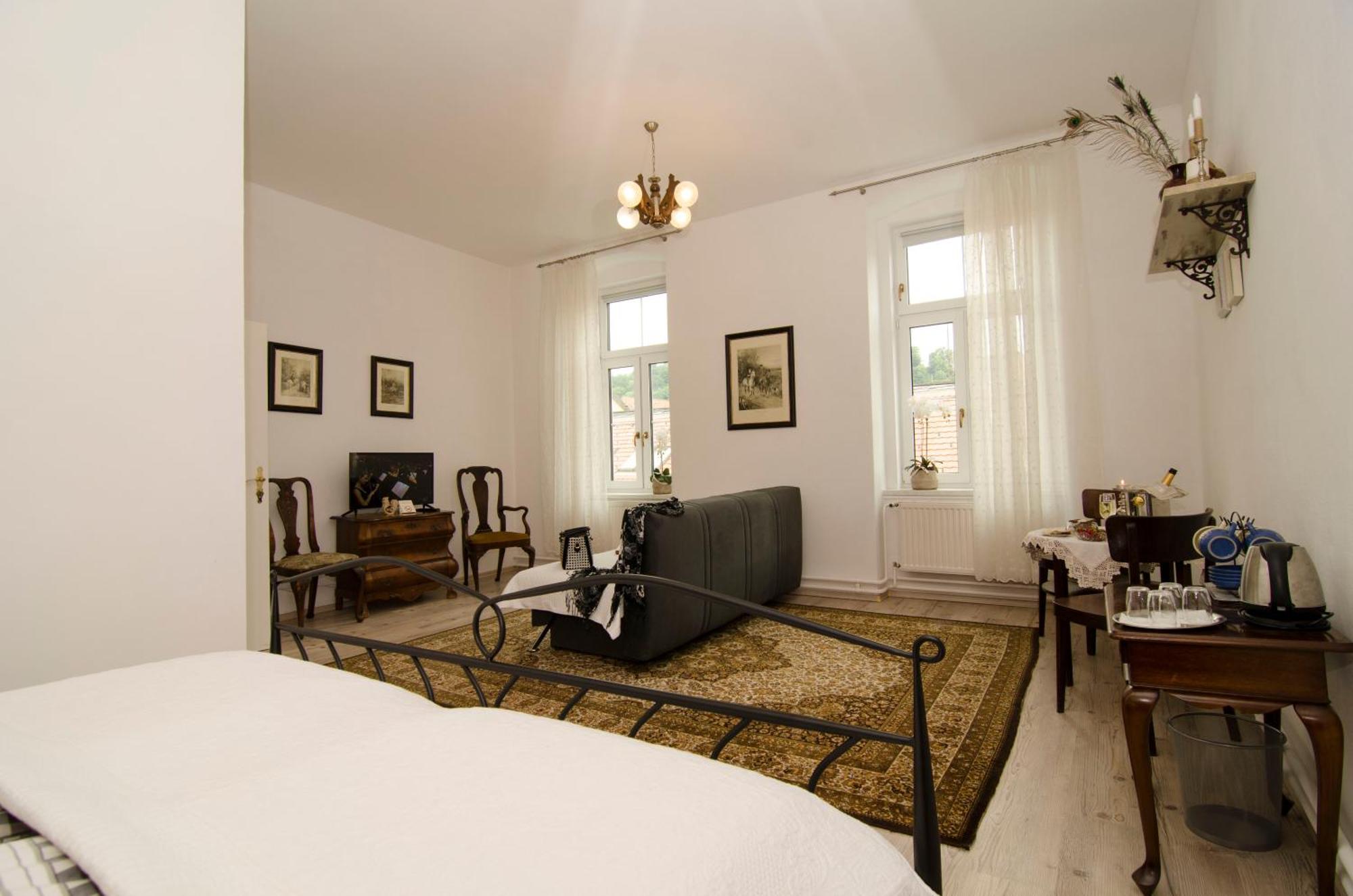 Trubarjev Art Boutique Hotel Laško Oda fotoğraf